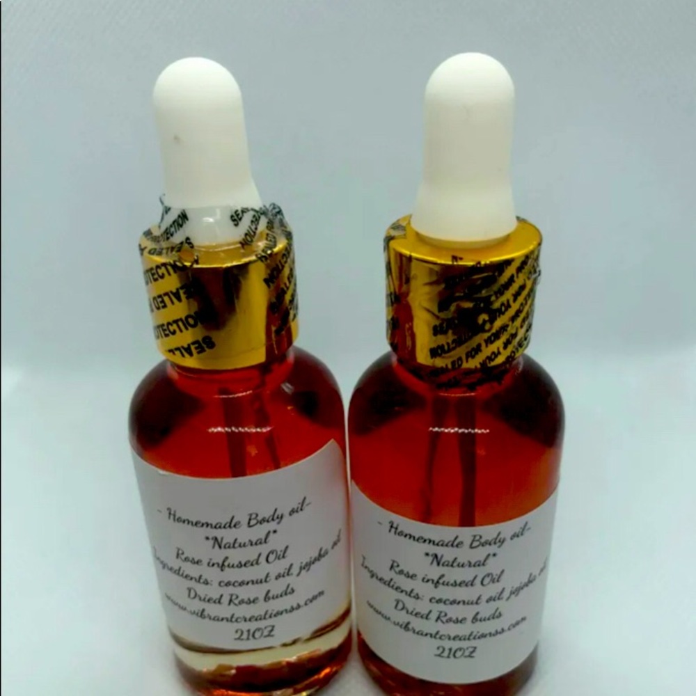 21Oz Rose Infused oil🌹